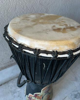 Tamburi Djembe africani