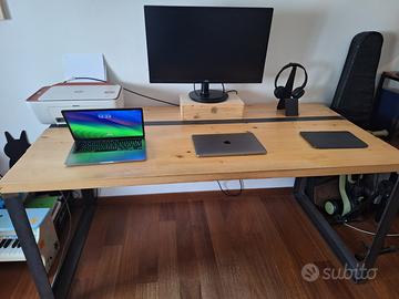 Scrivania stile industrial