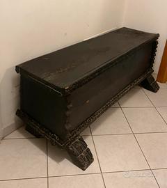 Cassapanca in legno massello antico - 1800/900