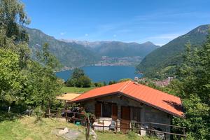 Baita affacciata sul lago Ceresio