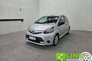TOYOTA Aygo Active Connect GARANZIA NEOPATENTATI
