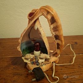 Conchiglia con lampada  ricordo di Viareggio anni 