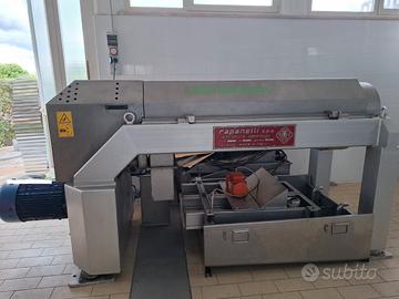 Attrezzatura per frantoio oleario