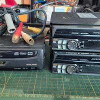 Lotto nr 2 autoradio ALPINE CVA-1003R e DVA-5205P