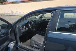 Jetta 1.6 confortline benzina