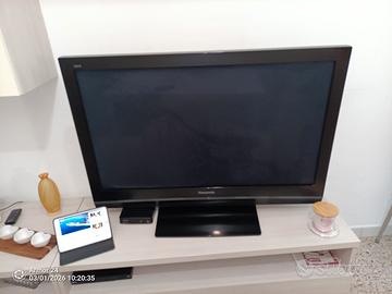 TELEVISIONE PANASONIC 40"