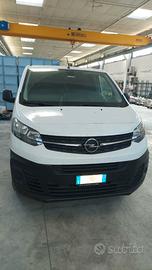 Opel VIVARO 61.000 km, prezzo ivato. Seminuovo