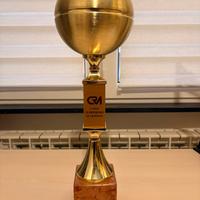 Trofeo Vintage in Metallo Dorato e Base in Marmo