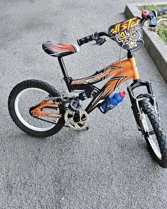 Bicicletta bambino jump