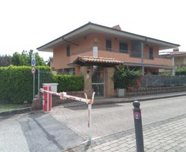 Villa indipendente con giardino