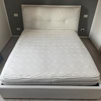 Letto  matrimoniale con contenitore e memory