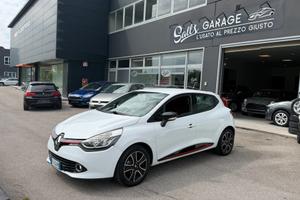 Renault Clio 1.2 75CV Neopatentati