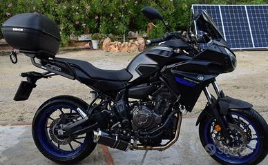 Power Carbon Roadsitalia Yamaha XSR 700