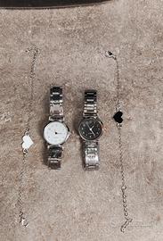Coppia di orologi con braccialetti