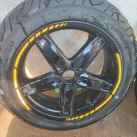 cerchi e gomme piaggio xevo 400