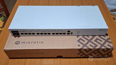 MikroTik CCR2116-12G-4S+ router cablato 10G bianco