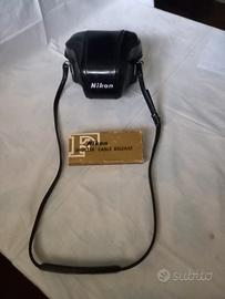 Fotocamera professionale "NIKON F"