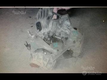 Cambio jaguar x type2.5 benz V6 02