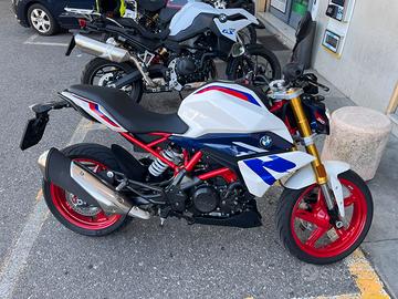 BMW G310 R