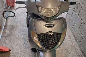 Honda sh 125i
