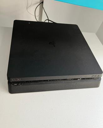 PlayStation 4 Slim  500GB + controller + 11 giochi