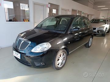 Lancia Ypsilon 1.2 Argento