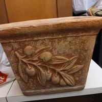 Vaso in terracotta con decori