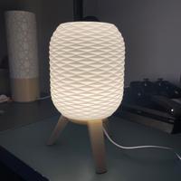 Lampada singola con illuminazione a LED, porta USB