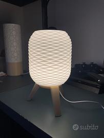 Lampada singola con illuminazione a LED, porta USB