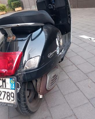 Vespa cc250 anno 05