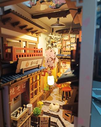 montaggio professionale kit book nook