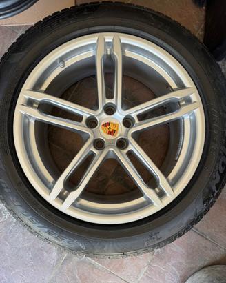 Cerchi Porsche 19" + Pirelli invernali come nuove