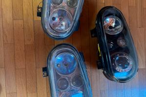 Lotto 3 fari Golf 4 (2 originali + 1 tuning)