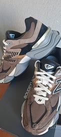 Sneaker New Balance 9060 " Dark Mushroom (n. 43) 