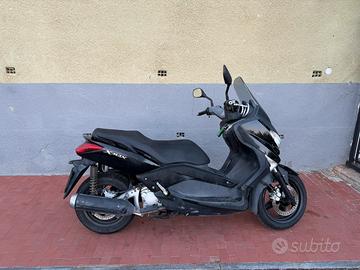 Yamaha X-Max 250 – 2010