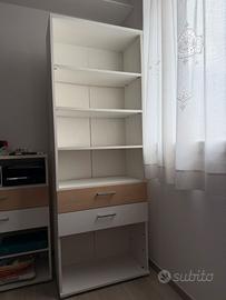 Libreria Billy Ikea bianca con 2 cassetti