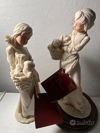 Coppia di Statue Dear