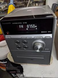 RADIO STEREO PANASONIC con 2 casse"Low cost 