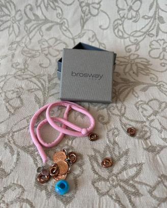 Bracciale rosa Brosway con 11 charms