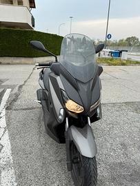 Xmax 250