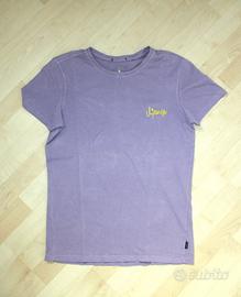 Maglietta viola uomo, stile ricercato