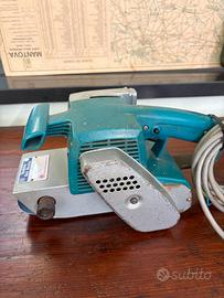 id233 levigatrice a nastro Makita