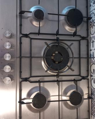piano di cottura gas BEKO  5 fuochi