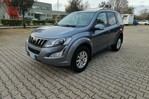 MAHINDRA
XUV500 
XUV500 2.2 16V  4x4