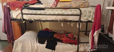 Letto a castello in ferro