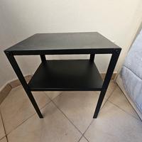 Coppia di comodini in ferro nero per camera