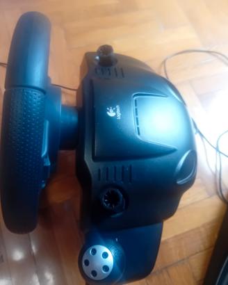 Volante Logitech Driving Force GT per PC e PS3
