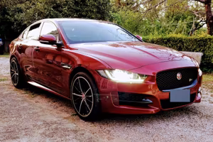 jaguar Xe R SPORT 