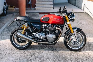 Triumph Thruxton 1200 R    -    SUPENDA