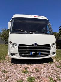 Carthago C-Tourer I 148 LE 2021 + Honda PCX 150